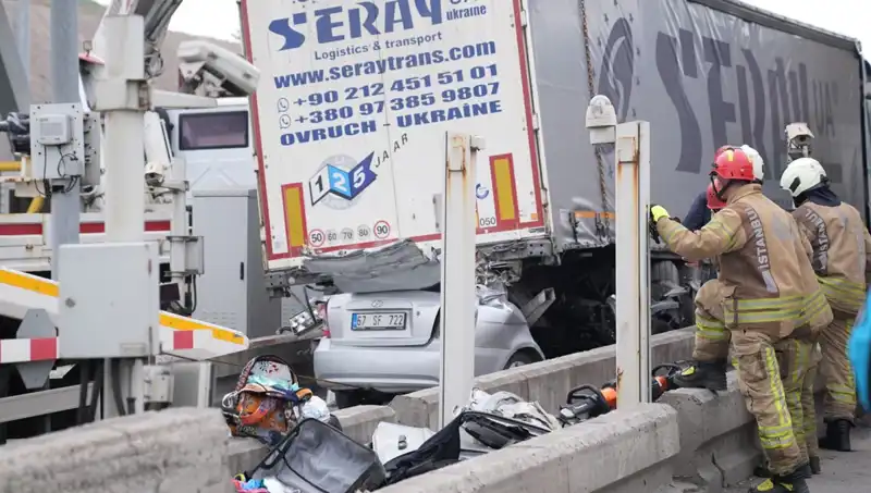 Bayram Tatilinde Trafikte 72 Kişinin Hayatını Kaybetmesi: Nedenler ve Önlemler