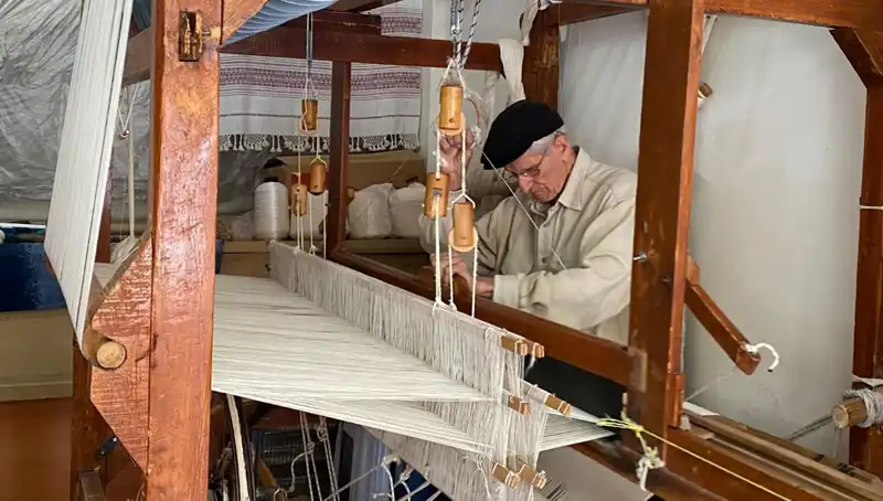 62 Yıllık Bir Tutku: İpleri Sanata Dönüştüren Ustanın Hikayesi