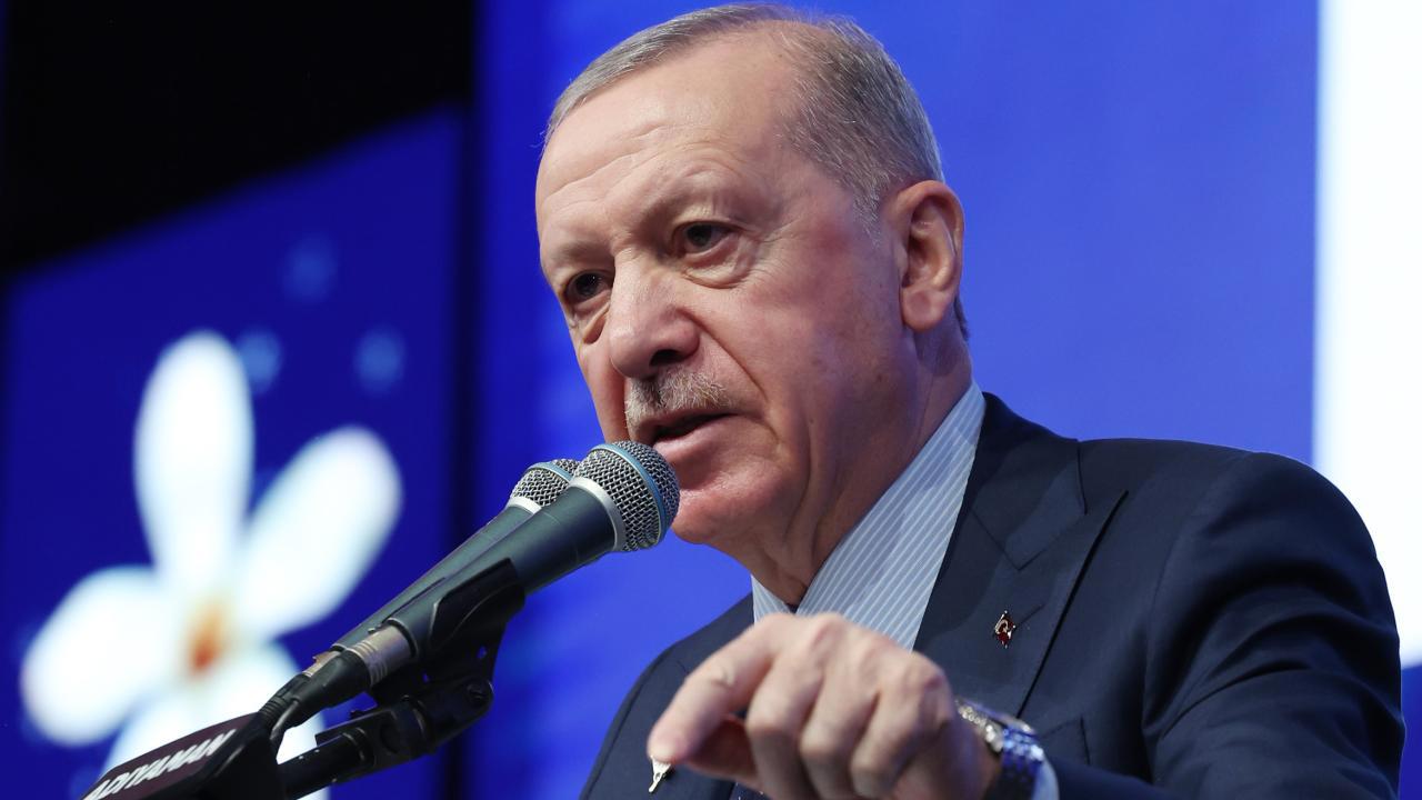 Cumhurbaşkanı Erdoğan: Deprem bölgesinde evine girmeyen vatandaşları yalnız bırakmayacağız