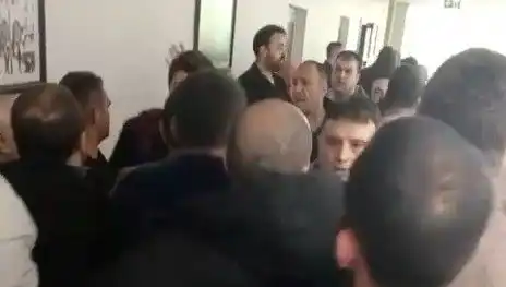 Karamürsel Belediyesi'nde İhale Krizi: Neler Yaşandı?