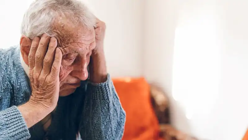 Bilim İnsanları Alzheimer Riskini Azaltmanın Yollarını Açıkladı