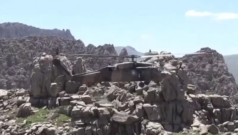 PKK'nın Silah Bırakma Süreci: Adımlar ve Beklentiler Neler?