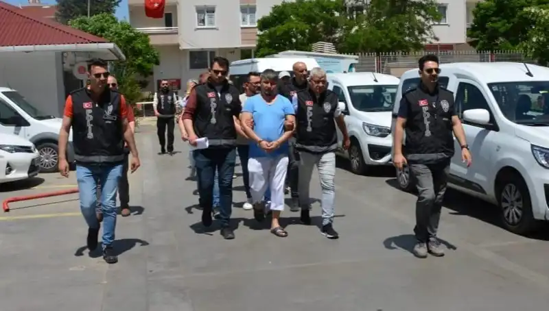 Lüleburgaz'da Düzenlenen Fuhuş Operasyonu: 10 Gözaltı ve Şok Detaylar
