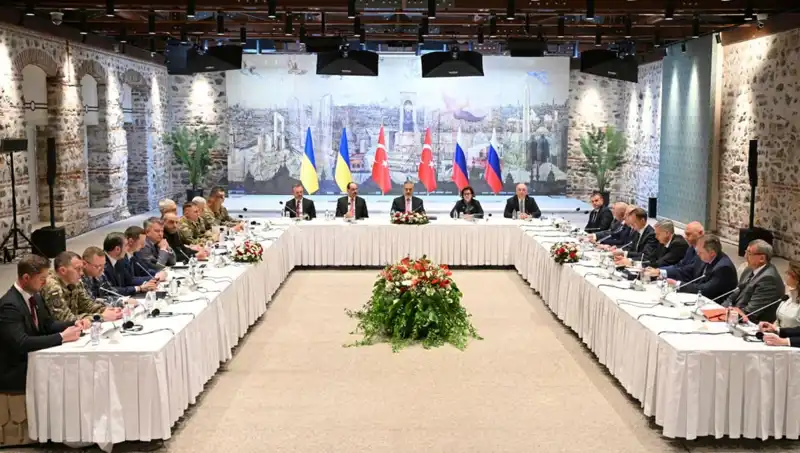 İstanbul’da Barış Zirvesi: Rus Heyeti Türkiye’de Tarihi Görüşmelere Hazırlanıyor