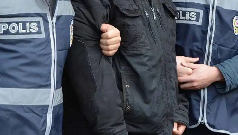 Sosyal Medyada Terör Propagandasına Gözaltılar: İki İlde Dört Kişi Yakalandı