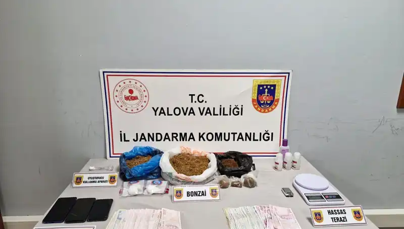 Yalova'da Uyuşturucu Operasyonu: İki Kişi Suçüstü Yakalandı