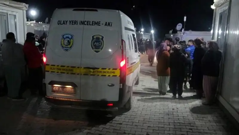 Husumetli İki Aile Arasında Çıkan Silahlı Kavga: Kanlı Son