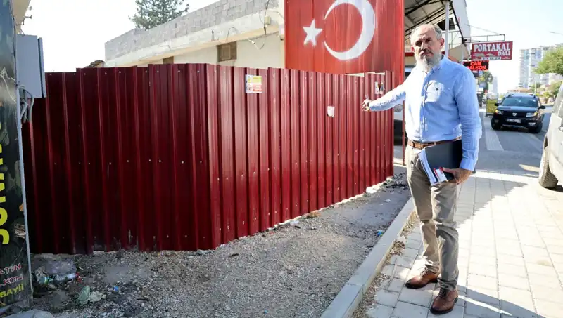 Tapulu Arazim Diyerek Sokağı Kapatıp Gündemi Sarsan Olay!