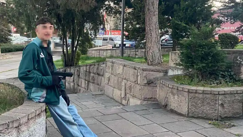 Yol Verme Kavgası Neden Böyle Sonuçlandı? Üç Kardeş ve Baba Tutuklandı!