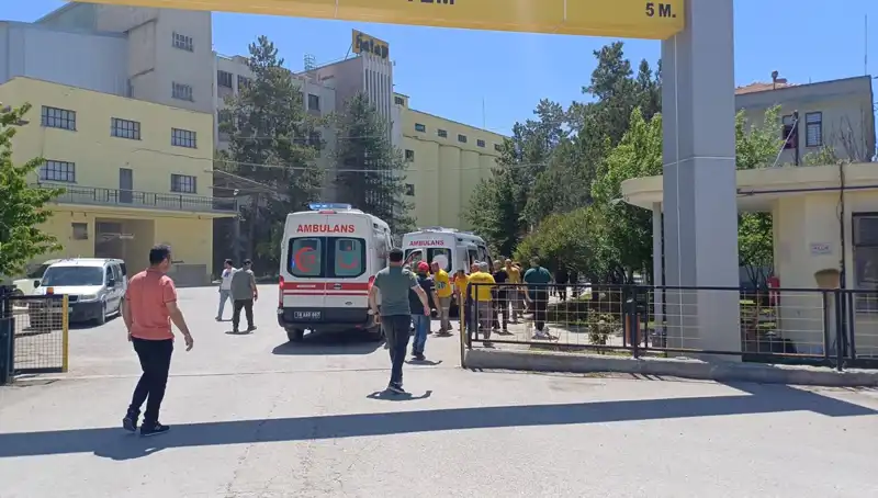 Çorum'da Un Fabrikasındaki Patlama: Biri Ağır, 9 Yaralı!