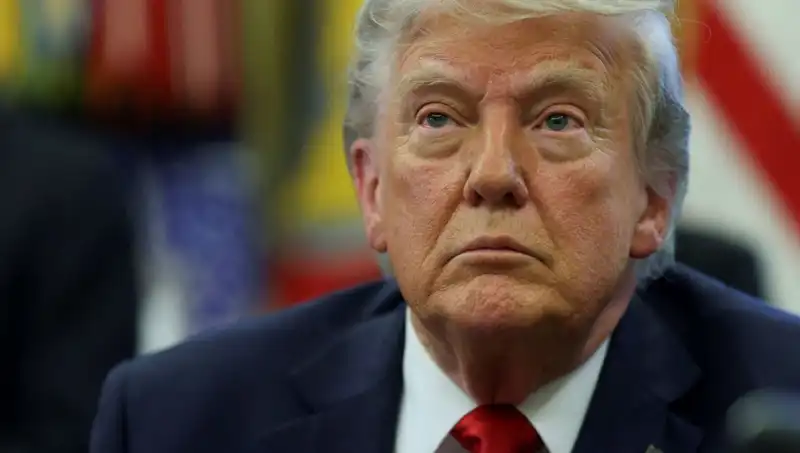 Trump: "Hem Ülkeyi Hem Dünyayı Yönetiyorum" Açıklamasındaki Tartışma Ne?