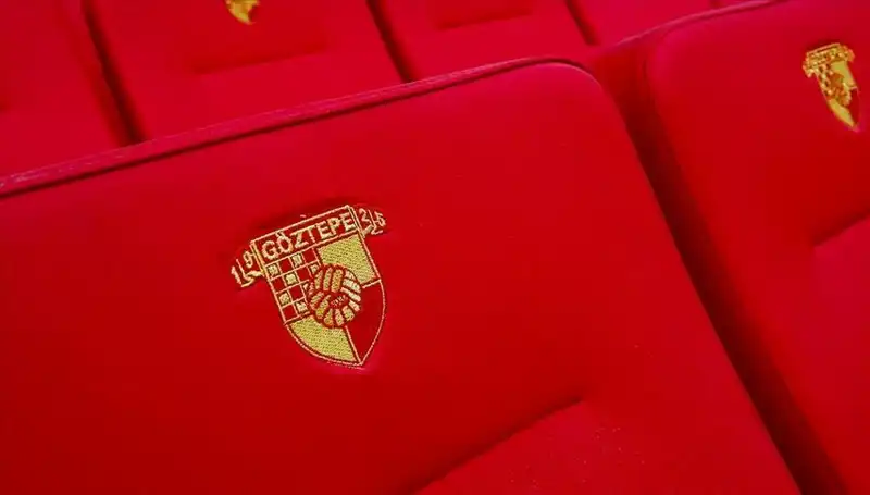 Göztepe, Genç Yetenek Junior Olaitan ile Anlaşma Sağladı!