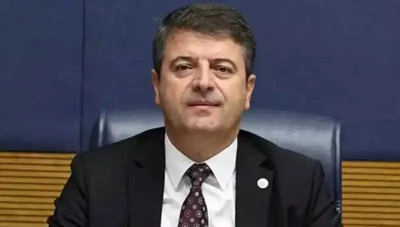 Adıyaman Belediye Başkanı Abdurrahman Tutdere Görevine İade Edildi: Şehirde Yeni Bir Dönem Başlıyor