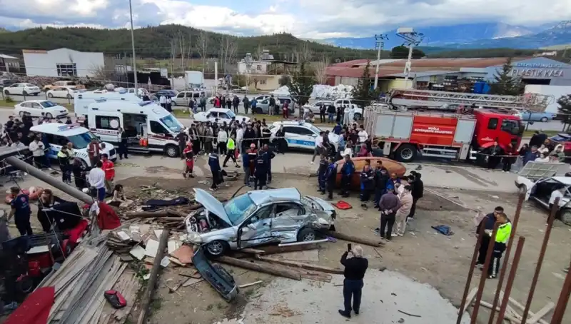 Bayram Tatilinde Türkiye'yi Sarstı: 57 Can Kaybı ve 6.533 Yaralı