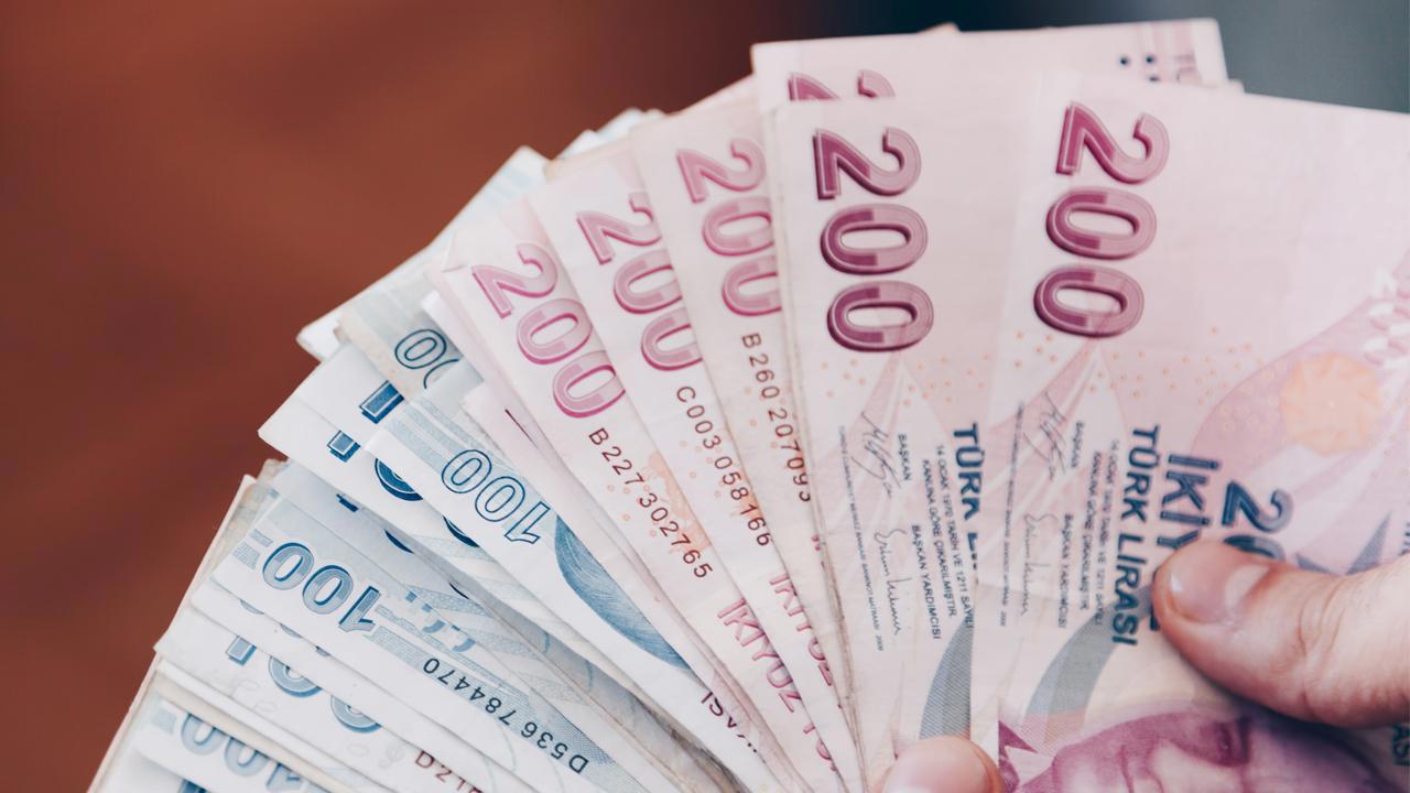 Memur ve Emeklilerin Zam Oranı Bugün Açıklanacak