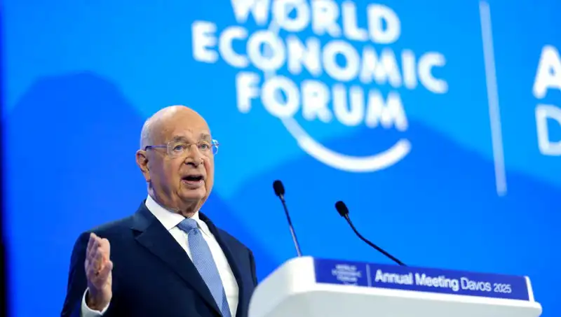 Davos’un Kurucusu Klaus Schwab, Sürpriz İstifası ile Gündemi Sarsıyor
