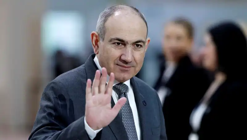 Ermenistan Başbakanı Paşinyan, İktidarı Gaspa Yönelik Planı Açıkladı