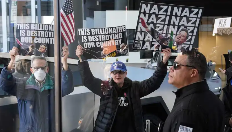 Elon Musk'ın Şirketlerine Protestolar: Trump Dönemi ve Etkileri