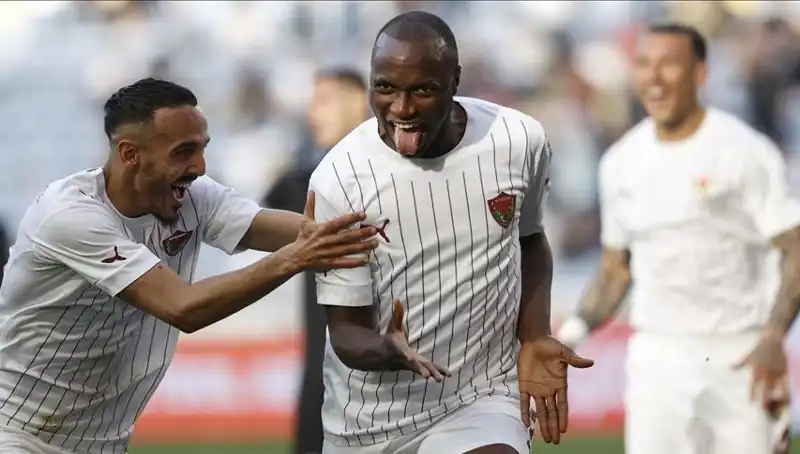 Süper Lig'de 36. Hafta Başlıyor: Takımların Son Mücadelesi Neler Getirecek?
