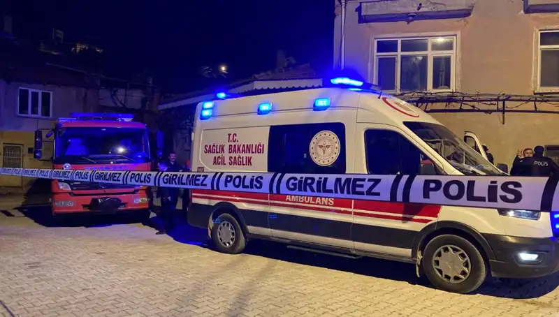 Yaşlı Adamın Evi Kül Oldu: Gizemli Yangın Ne Anlama Geliyor?