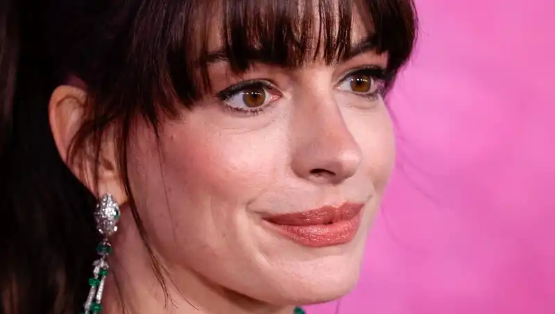 Hollywood Yıldızlarının Korkutucu Estetik Modası: Ölü Deri Enjeksiyonu