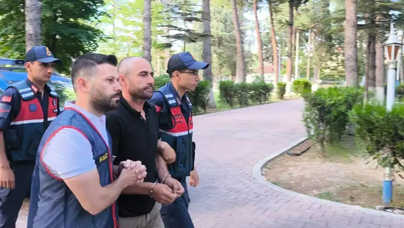 Hırsızlık Çetesi Çökertildi: 140 Kez Suç İşleyen 4 Şüpheli!