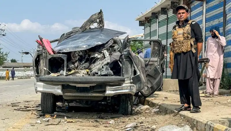 Pakistan’da Meydana Gelen Patlama: Dört Hükümet Yetkilisi ve Bir Polis Memuru Hayatını Kaybetti