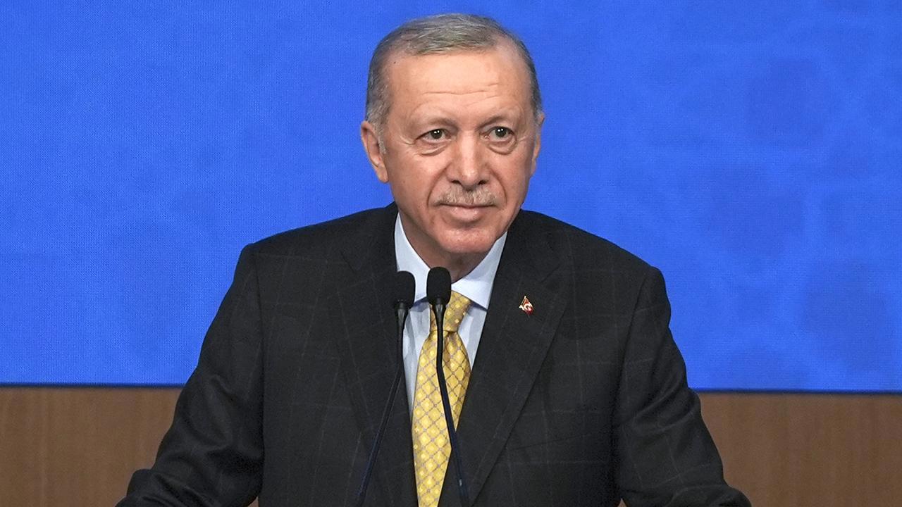 Cumhurbaşkanı Erdoğan'dan Deprem Bölgesine Yeni Vaat: Tüm Konutlar Yıl Sonunda Teslim Edilecek