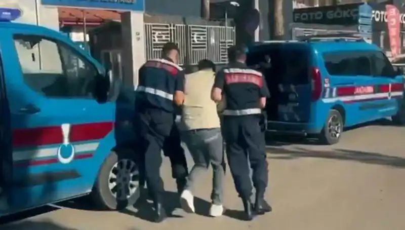 10 İlde Gerçekleşen Suç Operasyonunda 74 Gözaltı: Çete Çözüldü!