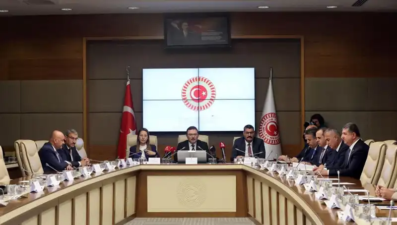 Meclis, Kartalkaya Yangın Faciasını Araştırmak Üzere Toplandı