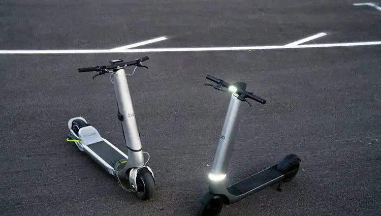 Elektrikli Scooter'da Devrim: Sıra Dışı Hızı ile Trafikte Yasaklandı!