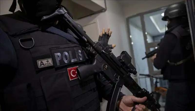 Afyon'da Büyük Operasyon: 26 Şüpheli Gözaltında!
