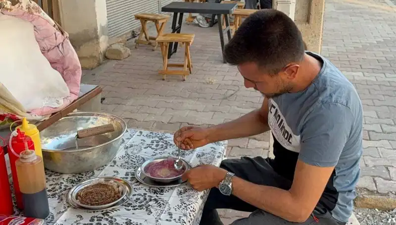 Toros Dağları'nın Zirvesinden Gelen Lezzet: 50 TL'ye Doğa Tabağı