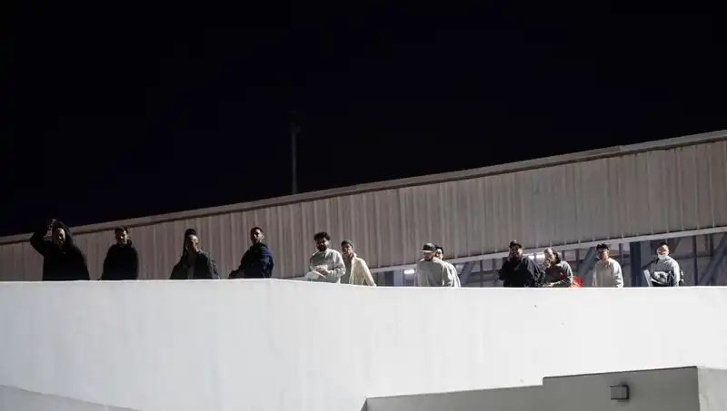 Düzensiz Göçmen Operasyonları: İki İl'de Yakalananlar Türkiye'ye Ne Anlatıyor?