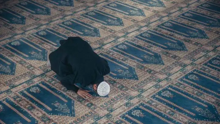 Cuma Namazı Saati ve Kılınışı: 12 Eylül 2023 Detayları