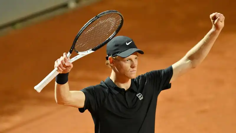 Wimbledon'da Yarı Finalde Hangi İsimler Öne Çıkacak?
