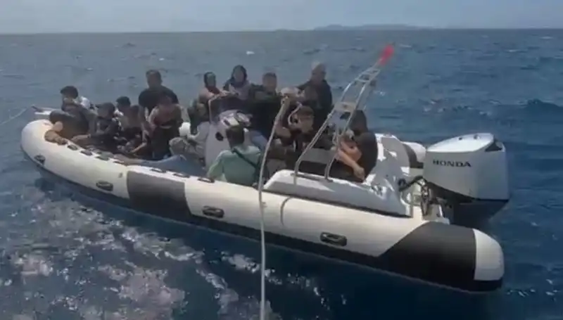 15 Düzensiz Göçmen, Akdeniz'de Kurtarıldı! Detaylar Şok Edici