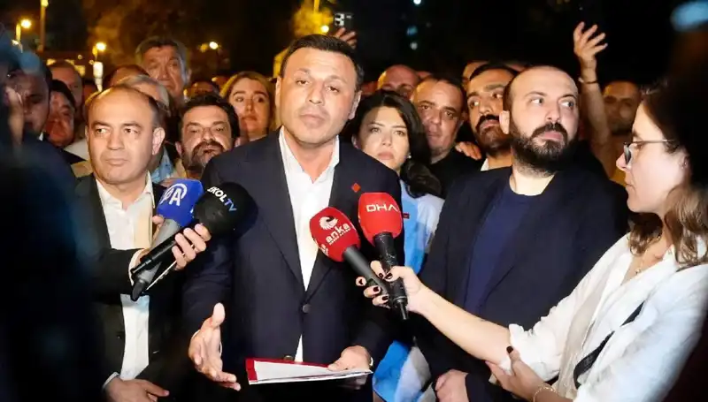 CHP İstanbul İl Başkanı Özgür Çelik, Savcılığa İfade Verdi: Olayın Perde Arkası