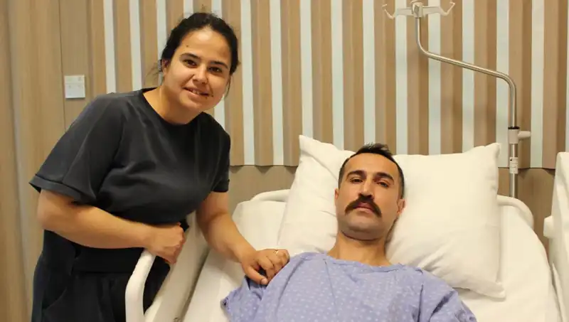 32 Yaşındaki Kadının Mide Kanaması Krizi, Kalın Bağırsak Kanseri Teşhisiyle Sonlandı