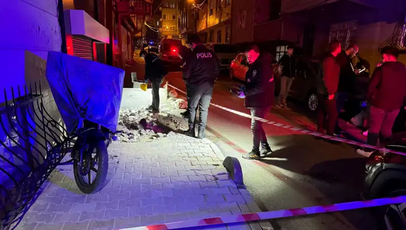 Küçükçekmece'de Plakasız Motosikletle Yapılan Saldırının Ardındaki Gizem