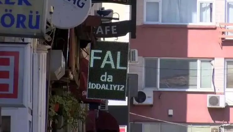 Fal Bakanlara Şok Ceza: Para Karşılığı Falla Hapis Tehdidi!