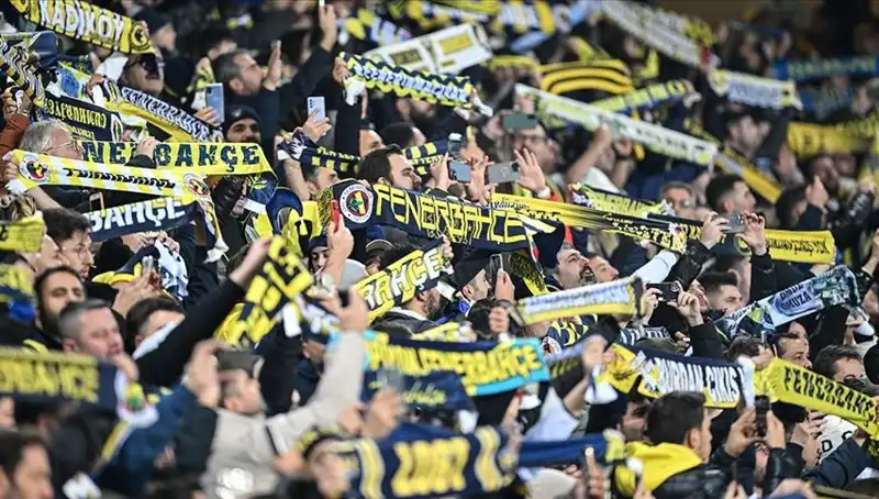 Fenerbahçe Kombine Fiyatları Açıklandı: Taraftarları Bekleyen Sürprizler!