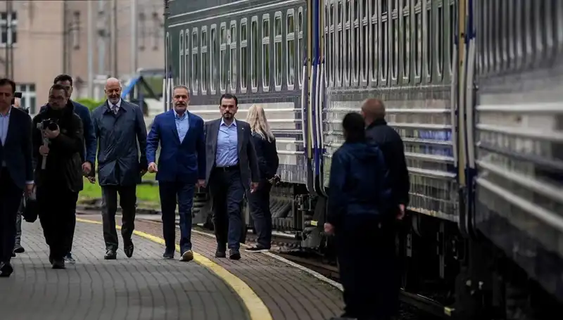 Dışişleri Bakanı Fidan’ın Ukrayna Ziyareti: Diplomatik İlişkilerde Yeni Bir Dönem Mi Başlıyor?