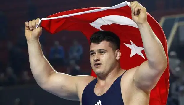Milli Güreşçi Rıza Kayaalp’e Şok Ceza: 4 Yıl Men Kararı Aldı!