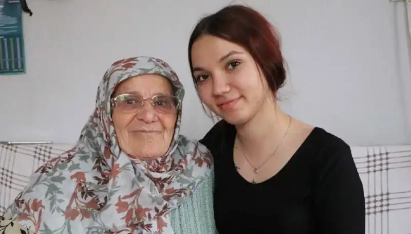 : Anneanne Terliği: Kadının Yargılanmasına Sebep Olan Görünmeyen Tehlike