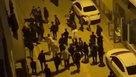 Esenyurt'ta Sopalı Kavga: Gençler Arasında Gerilim Tırmanıyor