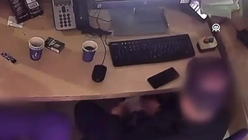 Kapıkule Sınır Kapısı'nda Şok Rüşvet Operasyonu: Gizli Kamerayla Yakalandı!