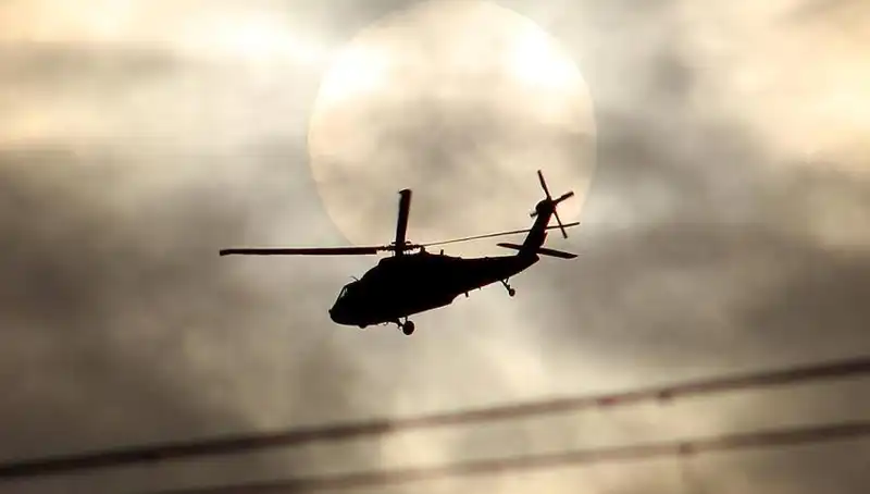ABD'de Ambulans Helikopteri Düştü: Trajik Kaza Üç Can Aldı