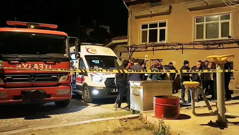 Yanmış Cansız Bedeni Bulunan Yaşlı Adamın Gizemi Çözülmeyi Bekliyor