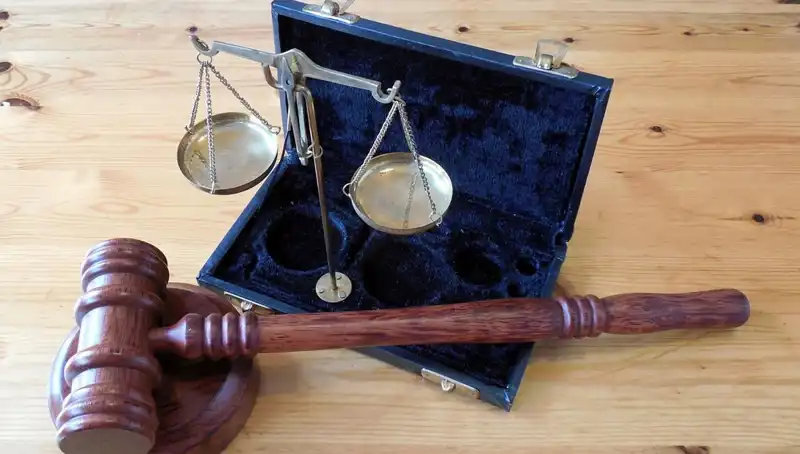 İrtikap Suçu Nedir? Uygulama ve Yasal Boyutlarıyla İnceleme